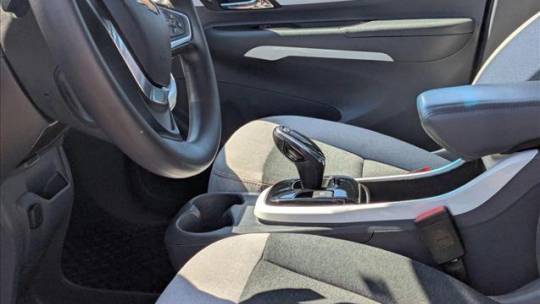 2017 Chevrolet Bolt - Images - 13