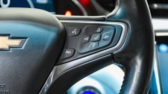 2020 Chevrolet Bolt - Images - 12