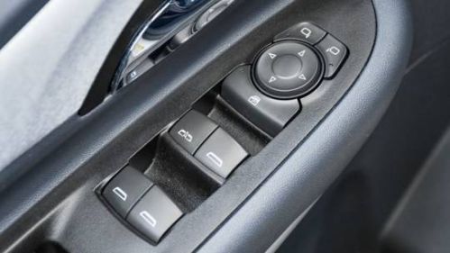 2020 Chevrolet Bolt - Images - 22