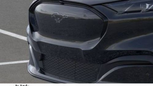 2025 Ford Mustang Mach E - Images - 17