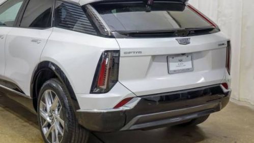 2025 Cadillac OPTIQ - Images - 6