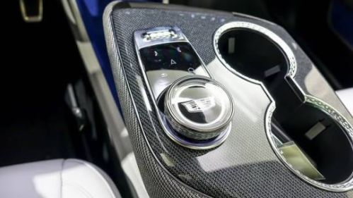 2025 Cadillac OPTIQ - Images - 18