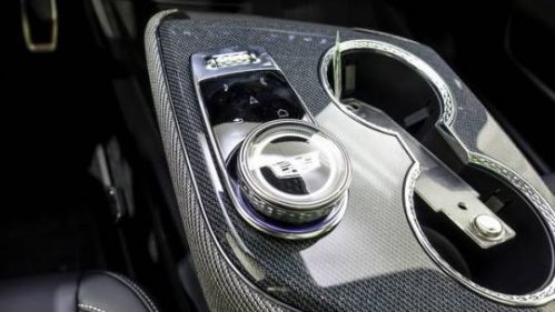 2025 Cadillac OPTIQ - Images - 18