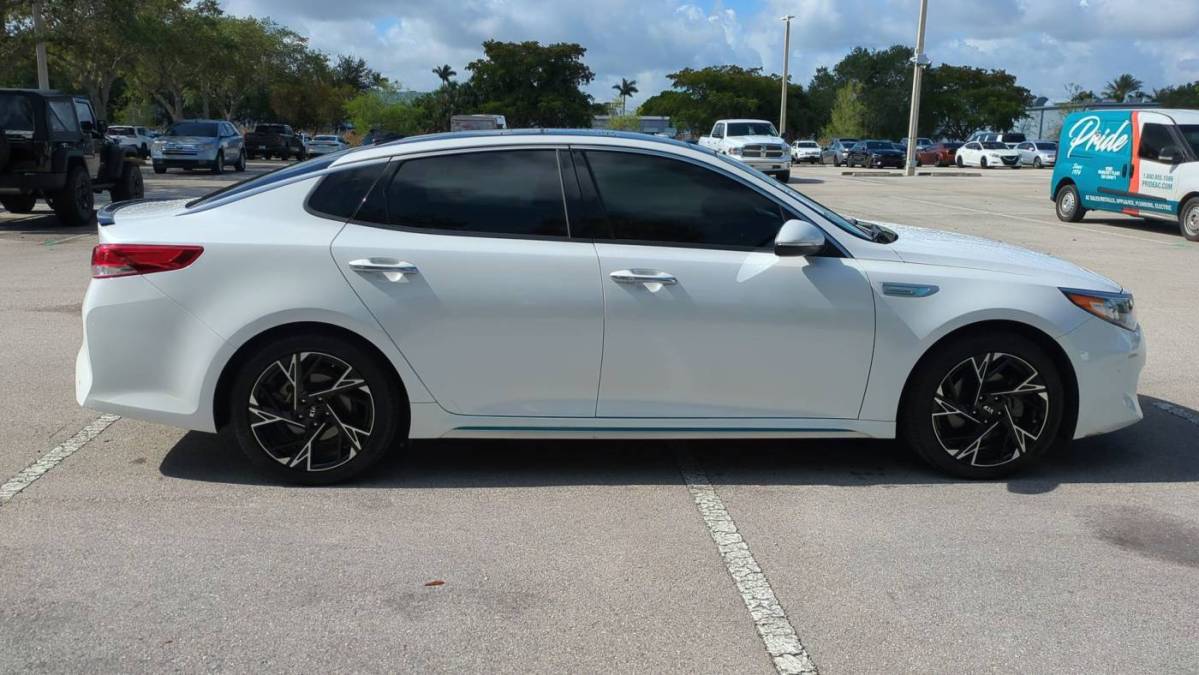 2017 Kia Optima - Images - 5