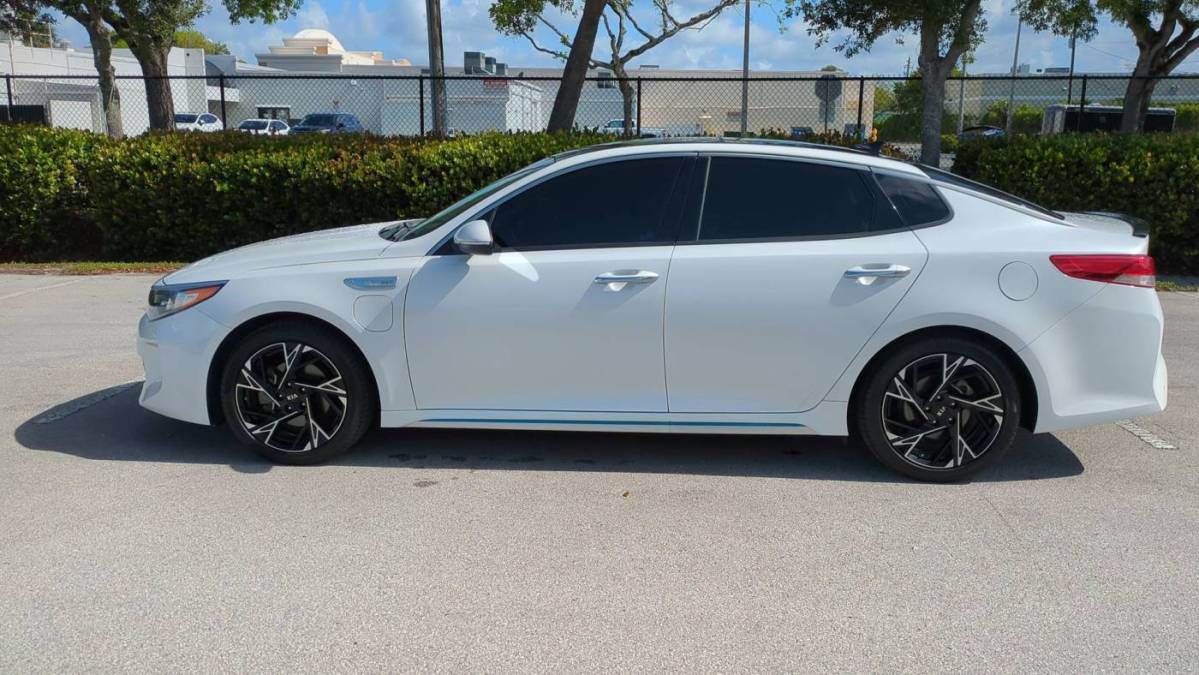 2017 Kia Optima - Images - 9