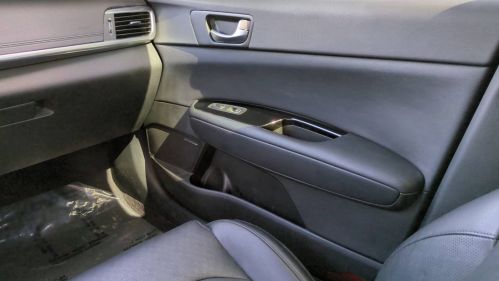 2017 Kia Optima - Images - 17