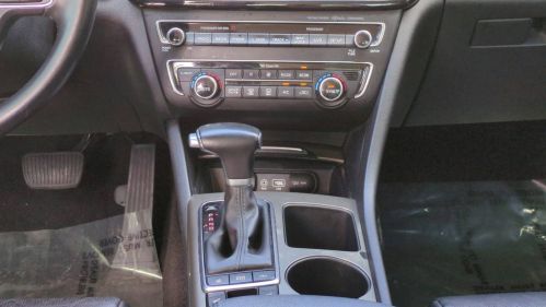 2017 Kia Optima - Images - 19