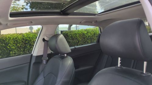 2017 Kia Optima - Images - 21