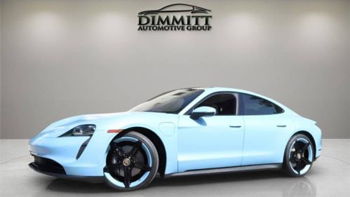 2022 Porsche Taycan - Images - 1
