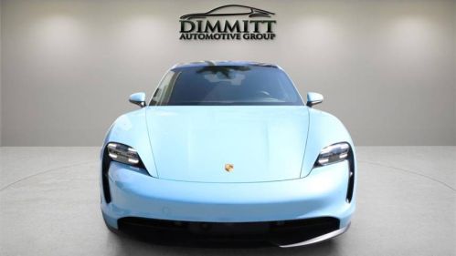 2022 Porsche Taycan - Images - 8