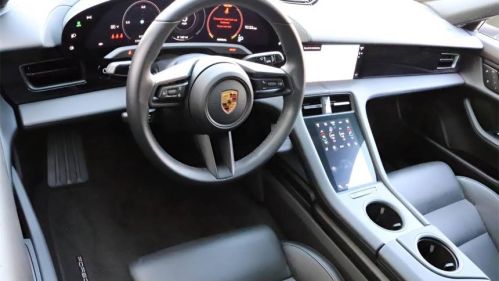 2022 Porsche Taycan - Images - 13