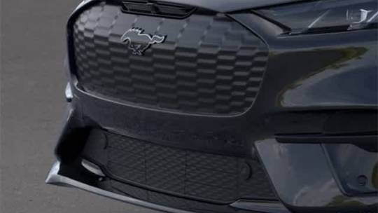 2025 Ford Mustang Mach E - Images - 17