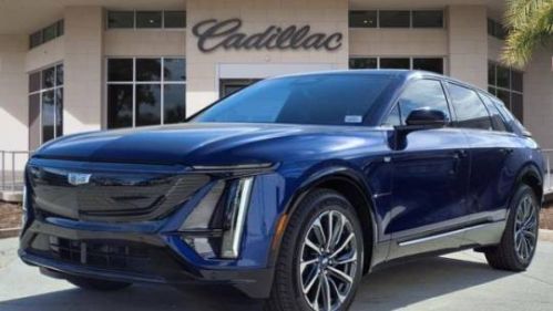 2025 Cadillac Lyriq - Images - 1