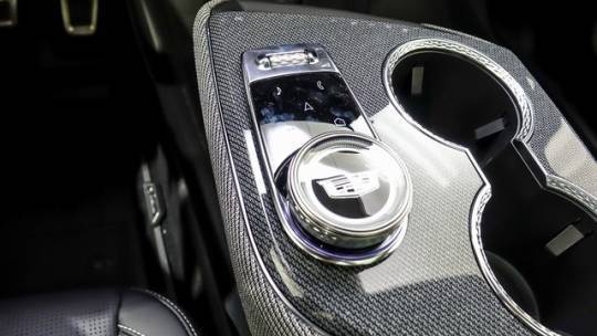 2025 Cadillac OPTIQ - Images - 19
