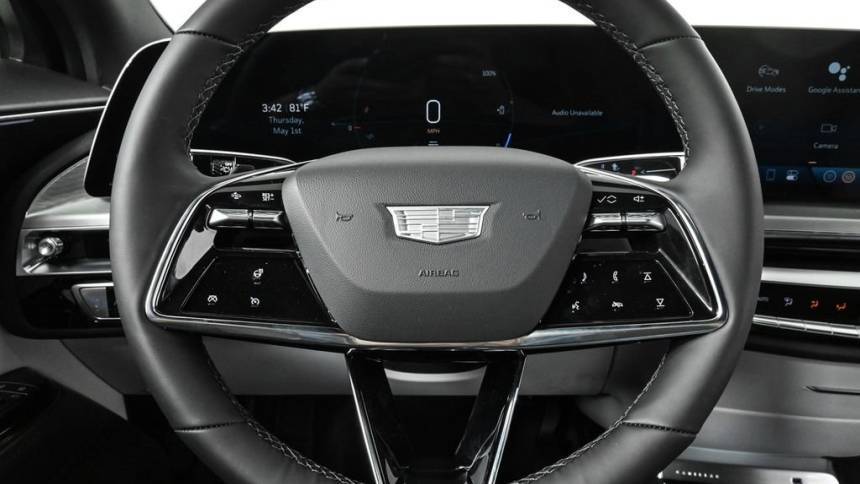 2025 Cadillac Lyriq - Images - 7