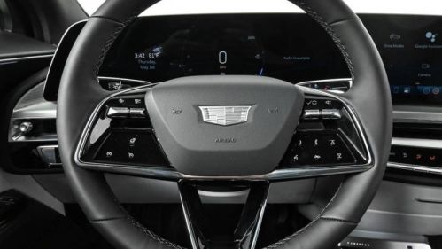 2025 Cadillac Lyriq - Images - 7