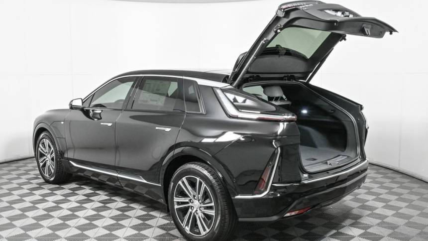 2025 Cadillac Lyriq - Images - 23
