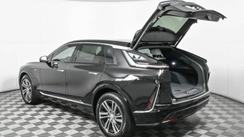 2025 Cadillac Lyriq - Images - 23