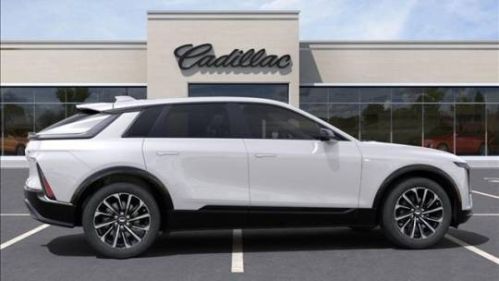 2025 Cadillac Lyriq - Images - 5