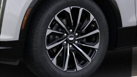 2025 Cadillac Lyriq - Images - 9