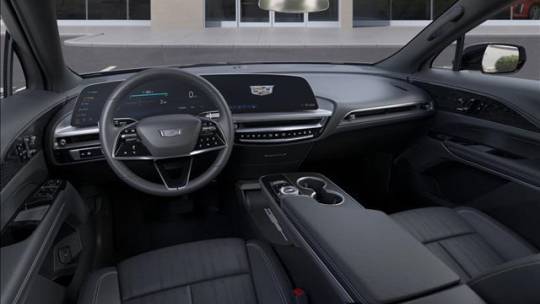 2025 Cadillac Lyriq - Images - 15