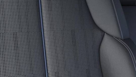 2025 Cadillac Lyriq - Images - 21