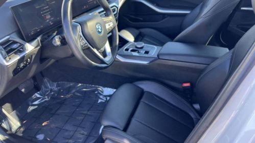 2024 BMW 3 Series - Images - 10