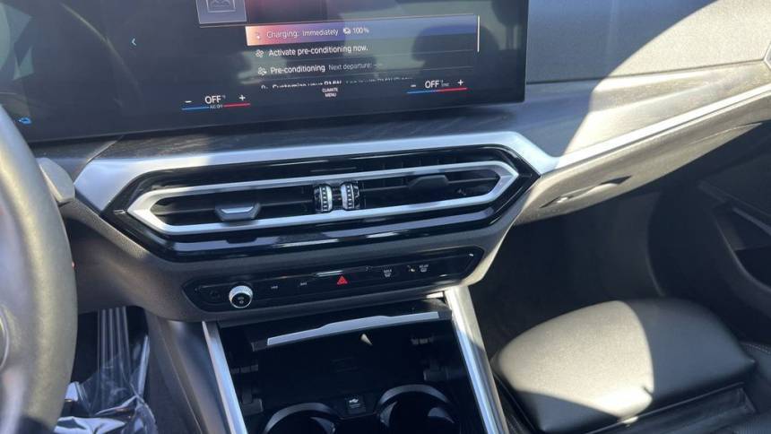 2024 BMW 3 Series - Images - 19