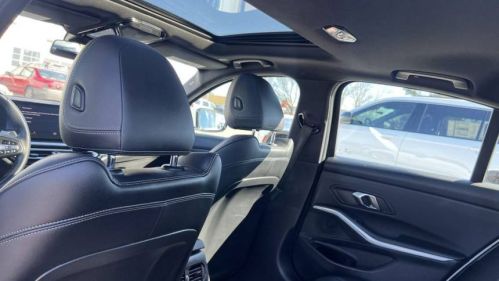 2024 BMW 3 Series - Images - 29