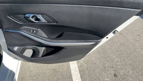 2024 BMW 3 Series - Images - 36