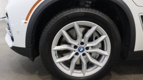 2022 BMW X5 - Images - 3