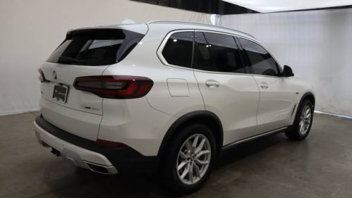 2022 BMW X5 - Images - 8
