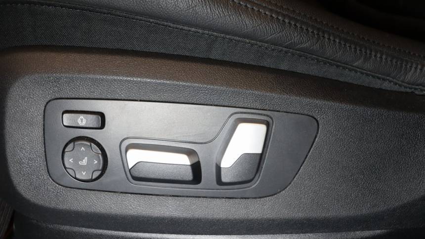 2022 BMW X5 - Images - 11