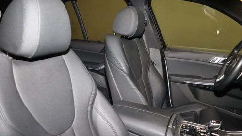 2022 BMW X5 - Images - 14