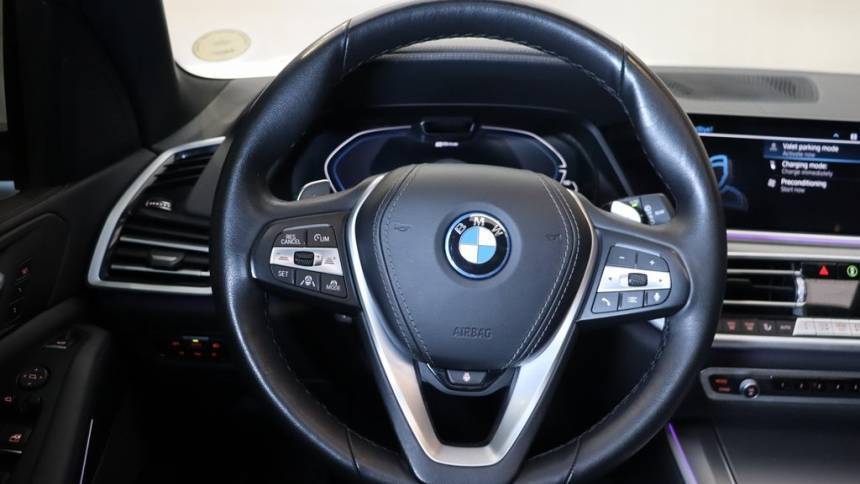2022 BMW X5 - Images - 18