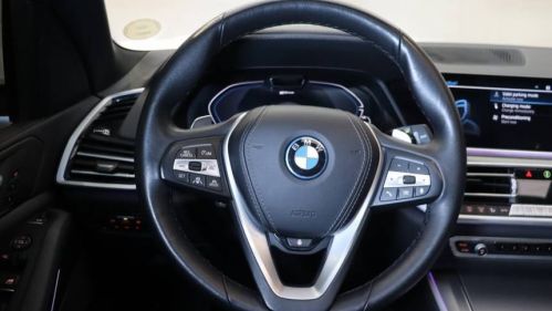 2022 BMW X5 - Images - 18