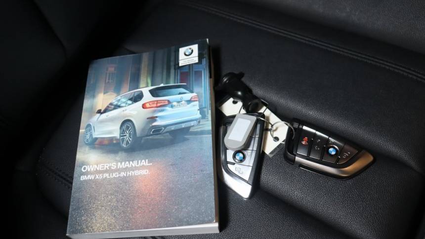 2022 BMW X5 - Images - 22