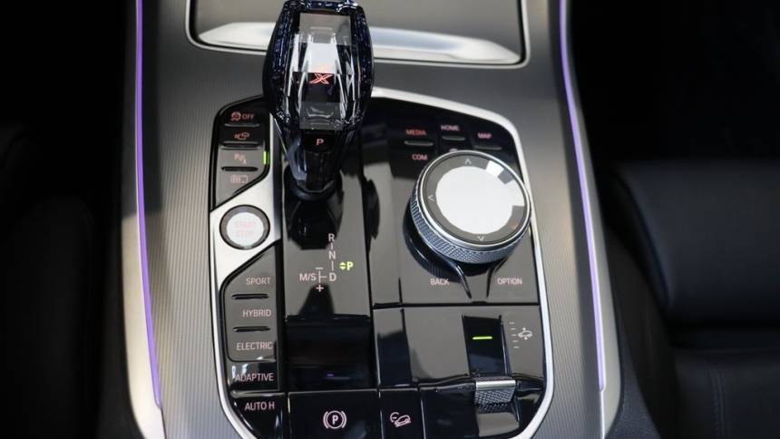 2022 BMW X5 - Images - 31