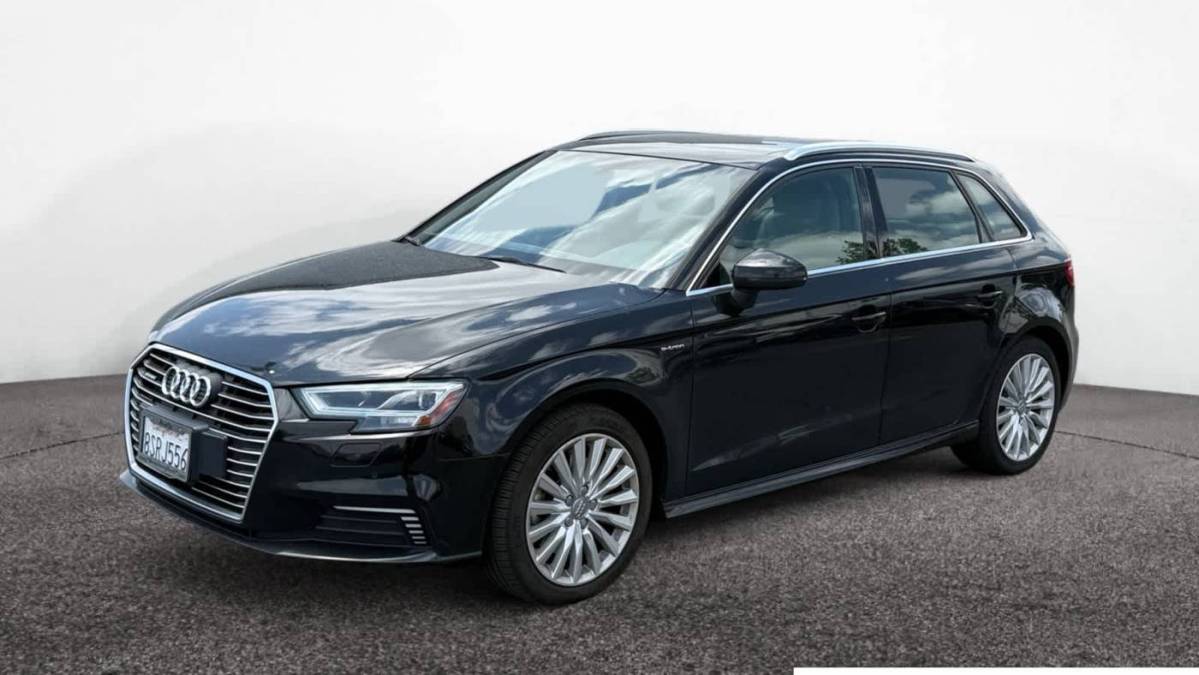 2018 Audi A3 Sportback e-tron - Images - 1