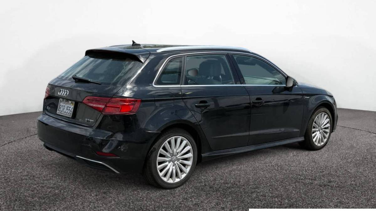 2018 Audi A3 Sportback e-tron - Images - 5