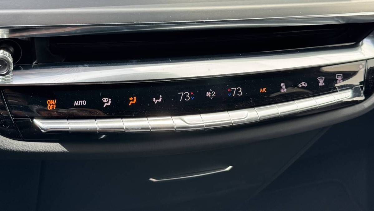 2025 Cadillac Lyriq - Images - 22