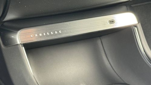 2025 Cadillac Lyriq - Images - 25