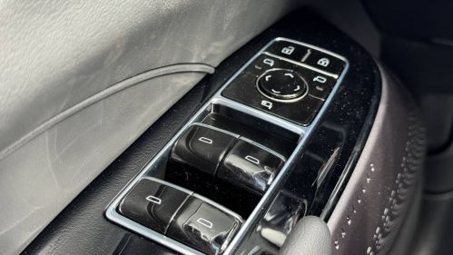 2025 Cadillac Lyriq - Images - 30