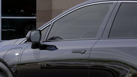 2025 Cadillac OPTIQ - Images - 11