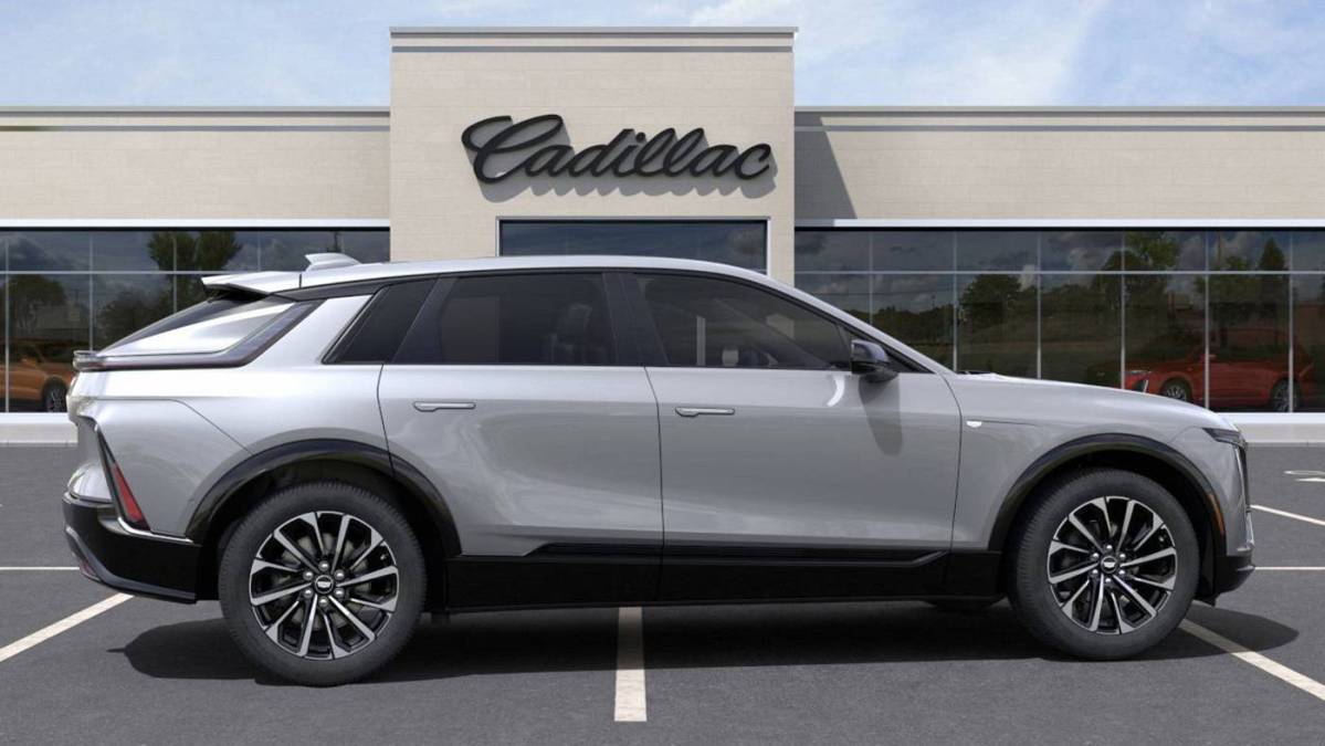 2025 Cadillac Lyriq - Images - 5