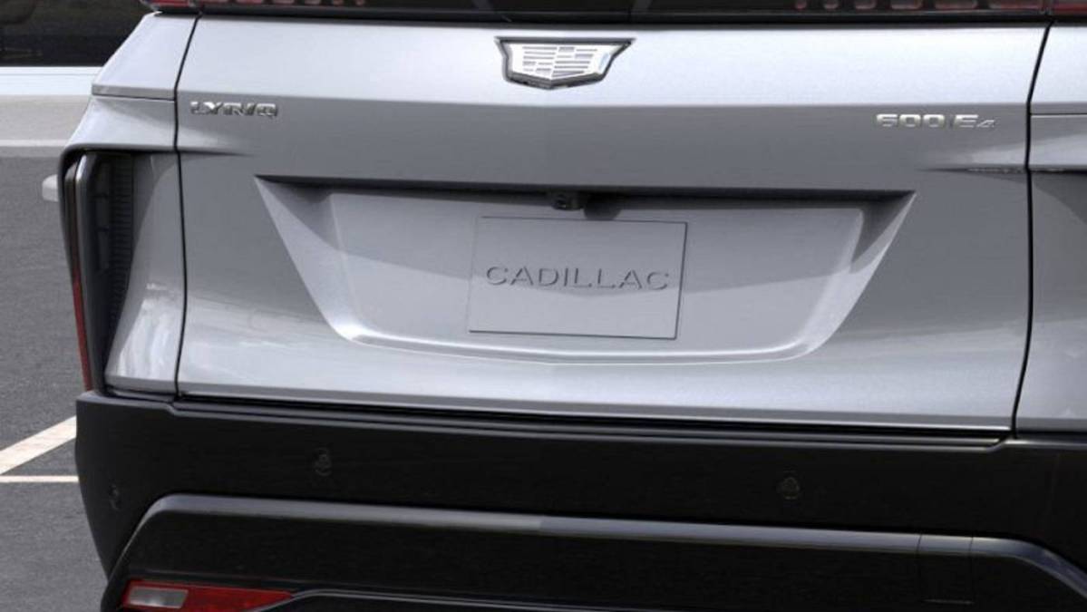 2025 Cadillac Lyriq - Images - 14