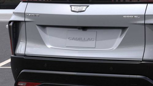 2025 Cadillac Lyriq - Images - 14