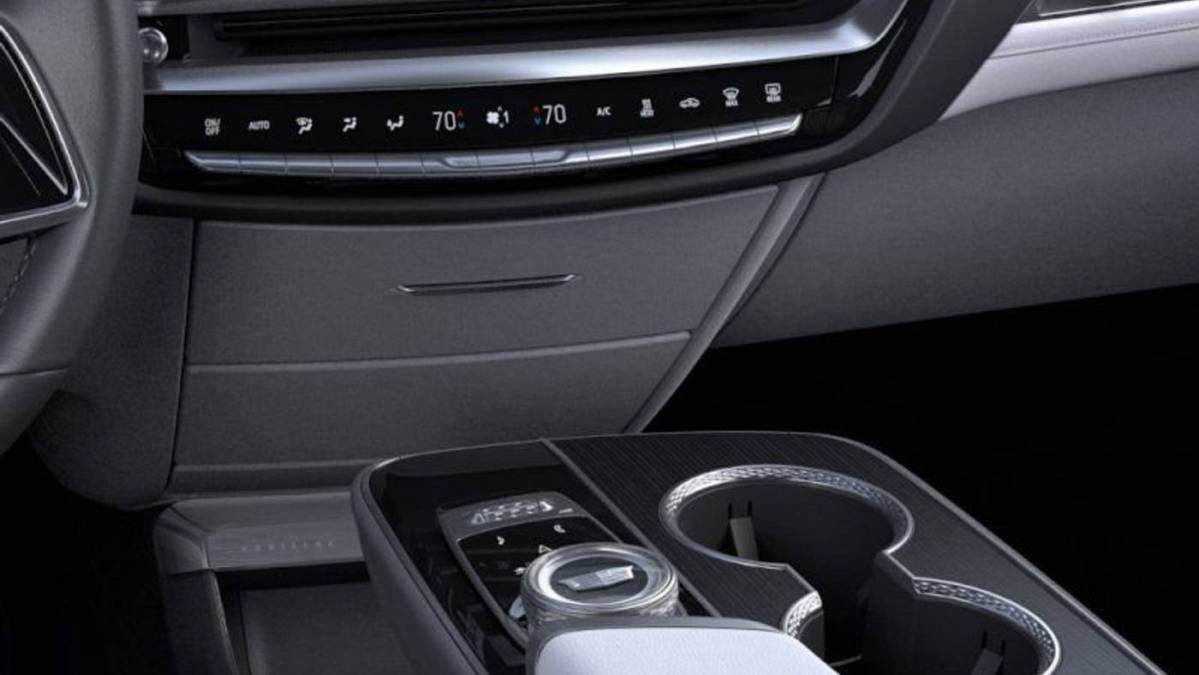 2025 Cadillac Lyriq - Images - 23