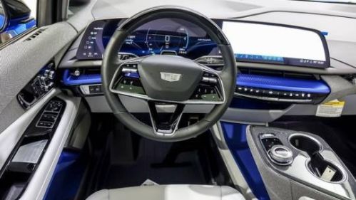 2025 Cadillac OPTIQ - Images - 11