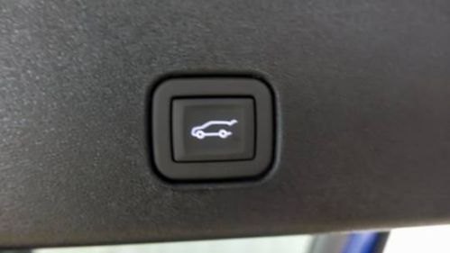 2025 Cadillac OPTIQ - Images - 20